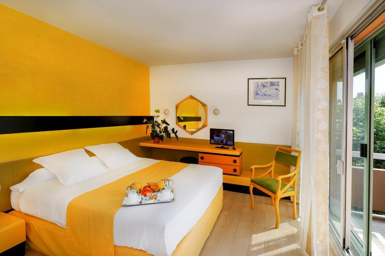 Hotel Urbain V Mende Εξωτερικό φωτογραφία